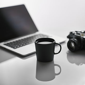 苏超球赛约炮徐州极品妹子，一顿饭换来全套服务！钢铁牛子操到她喷水不止，爽到全程拍摄都不反抗！