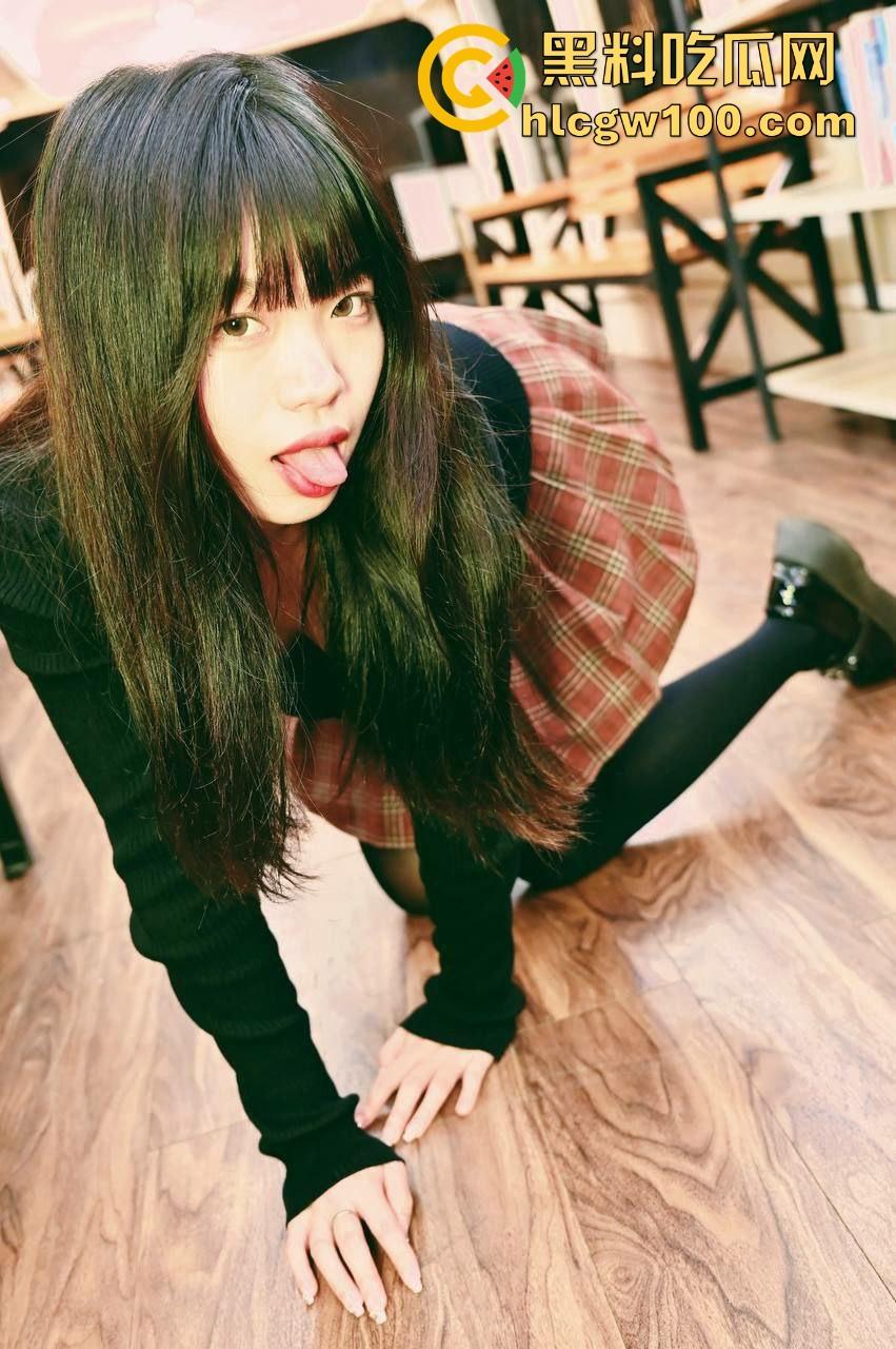 网友投稿!网友陈述出轨兄弟女友【刘敏】的全过程,至今兄弟还蒙在鼓里,偷情视频曝光流出!-1