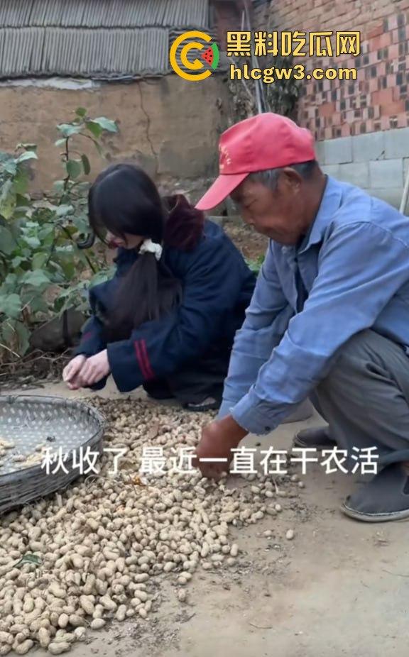 抖音主播『婉婉』炮厂认证主播边直播边放鞭炮，嘉年华狂刷鞭炮狂炸，大哥们这电子养蛊玩法真是太炸裂了！-7