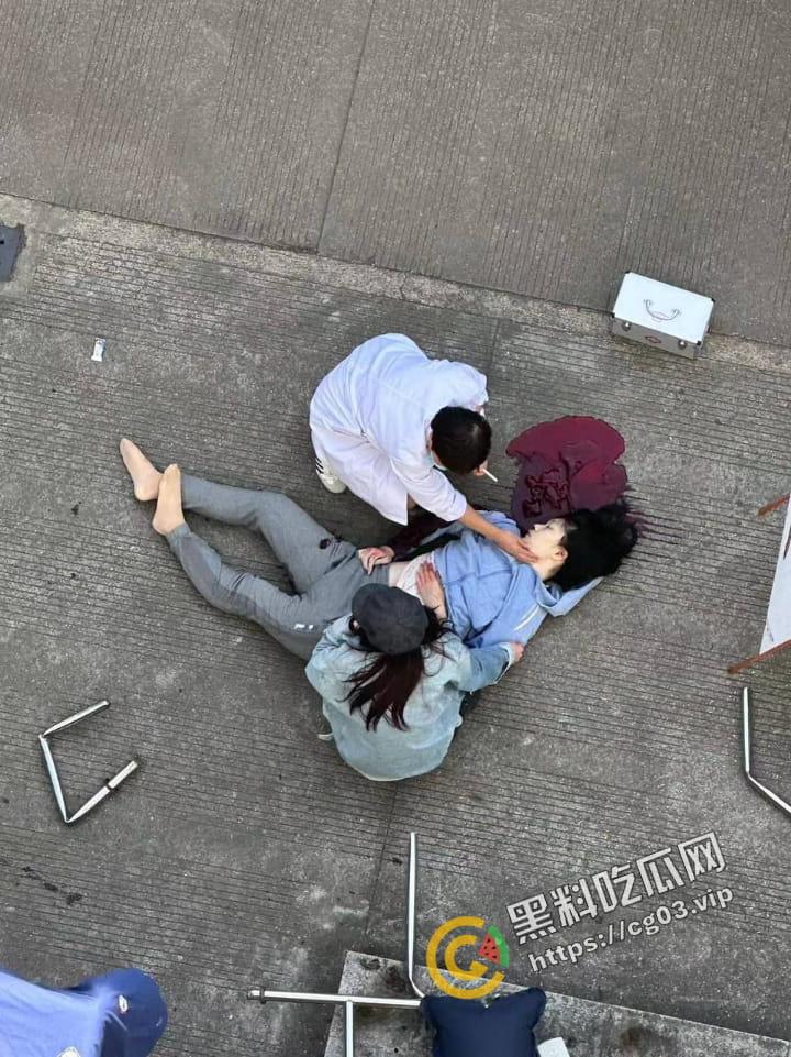 宁波财经学院 大四女学生 晾衣服11楼失足 坠楼事件-3