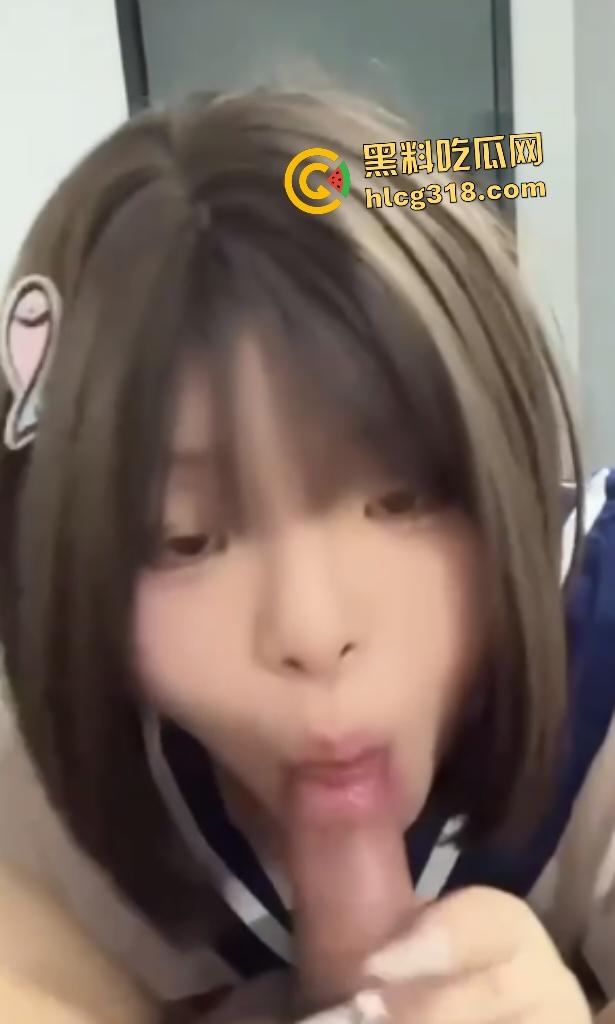 粉嫩坦克萝莉【李维维】化身吃鸡母猪,口活一般但后入臀浪汹涌,屁眼还会伸缩钻石塞!-2