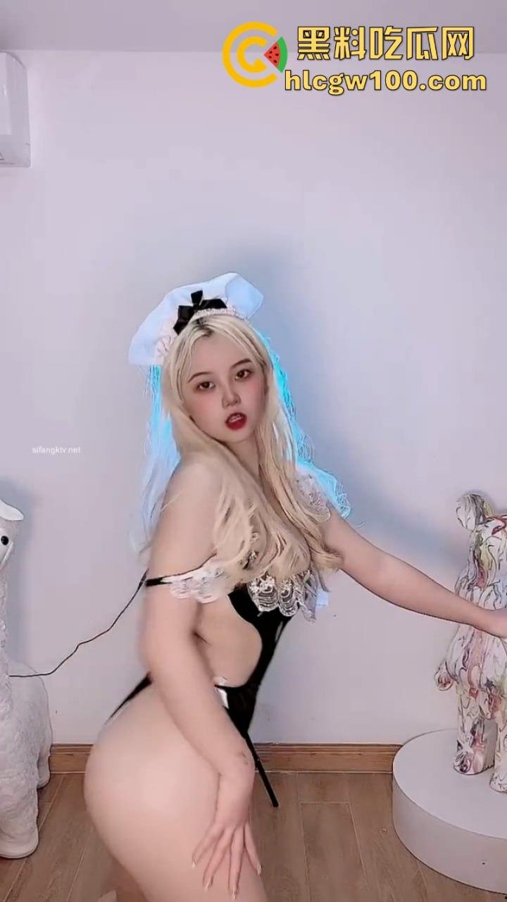 快手金发骚妹【小铃铛】激情卡点抖奶舞合集！逼奶同框诱惑十足 粉臀蜜穴强势榨精 直呼上头！-16