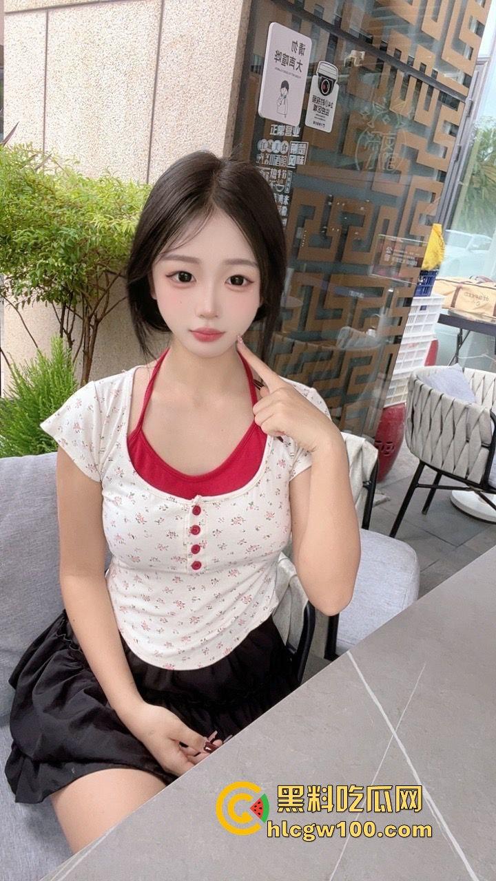 江西南昌台球厅陪练『杨舒然』被精神小伙约开火车，喝红牛猛补体力，边记录边打桩，车厢啪啪声连绵不绝！-5