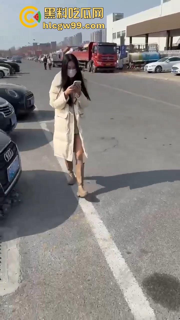 极氪汽车极品反差女销售【沈玥辉】出轨同事,还签什么忠诚协议真搞笑,绿帽哥一怒之下曝光性爱视频!-10