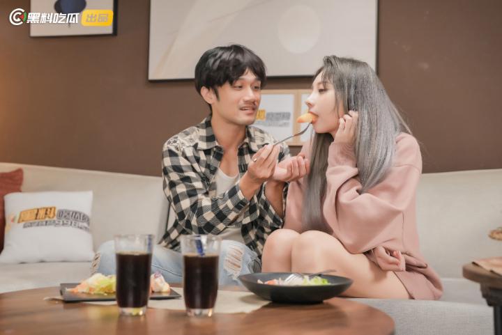 黑料吃瓜网出品-《江南第一小屌童锦程798&吴柳芳之花小龙&王老师爱情故事》第五集！-7