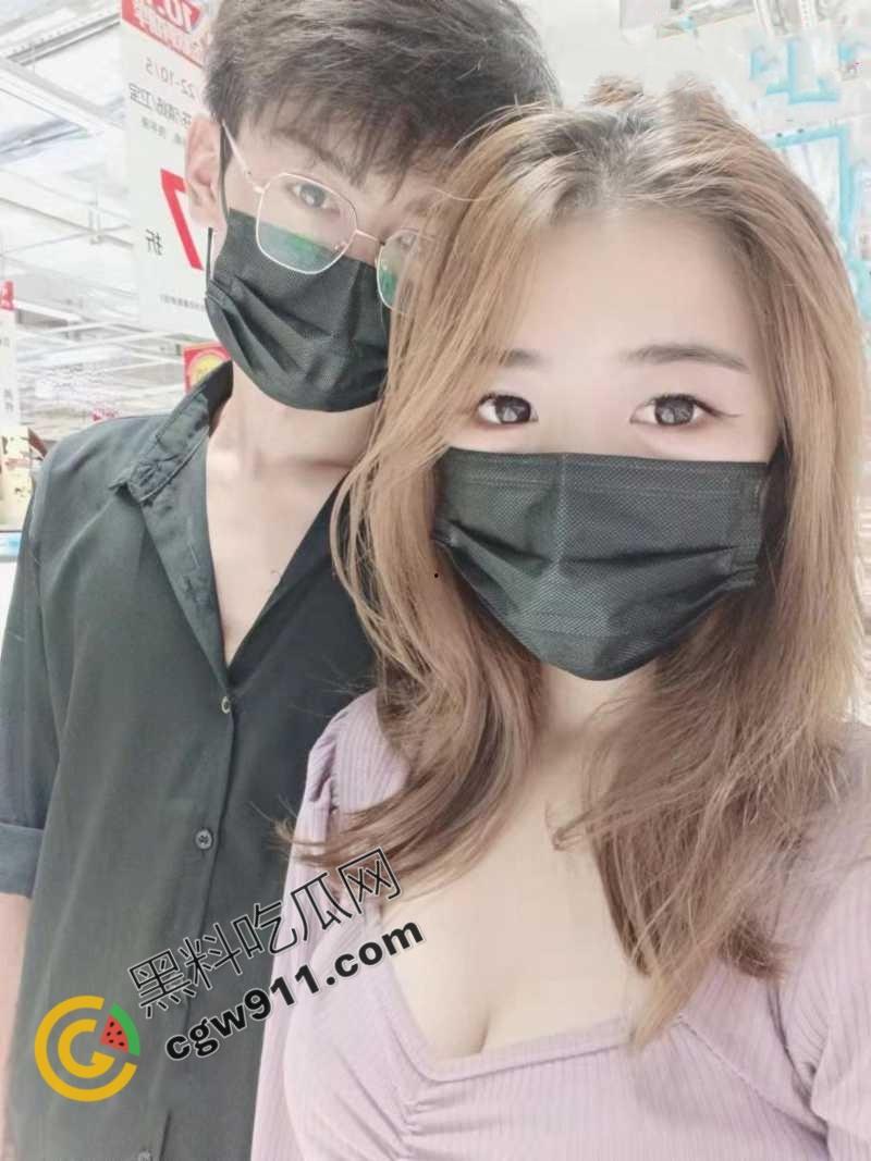 山东巨乳人妻【颜丽君】与精神小伙偷情视频外流，肥臀大骚穴，天生欠干，小穴被彻底玩烂!-4