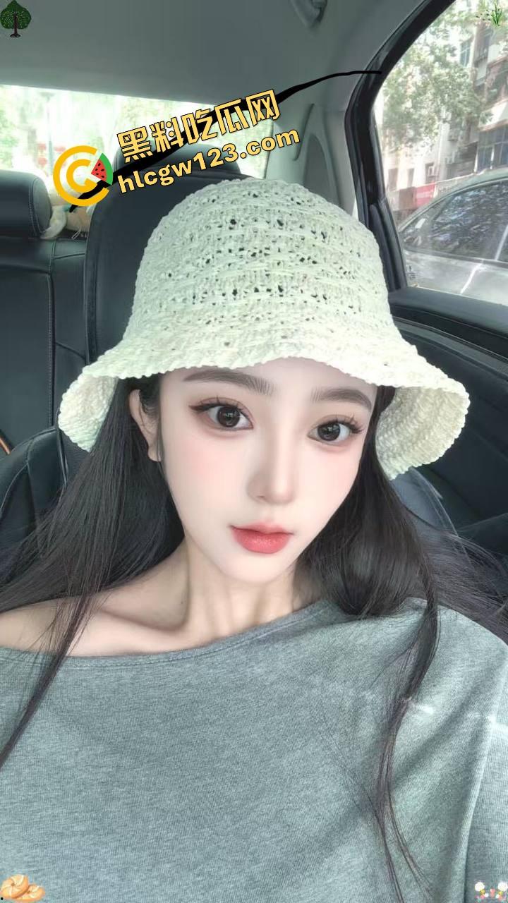 苏州车友群极品骚女【张玖欣】口交爆操,当场被当肉便器爆干,喉交啧啧响,淫叫刺耳舔到男主差点断气!-5