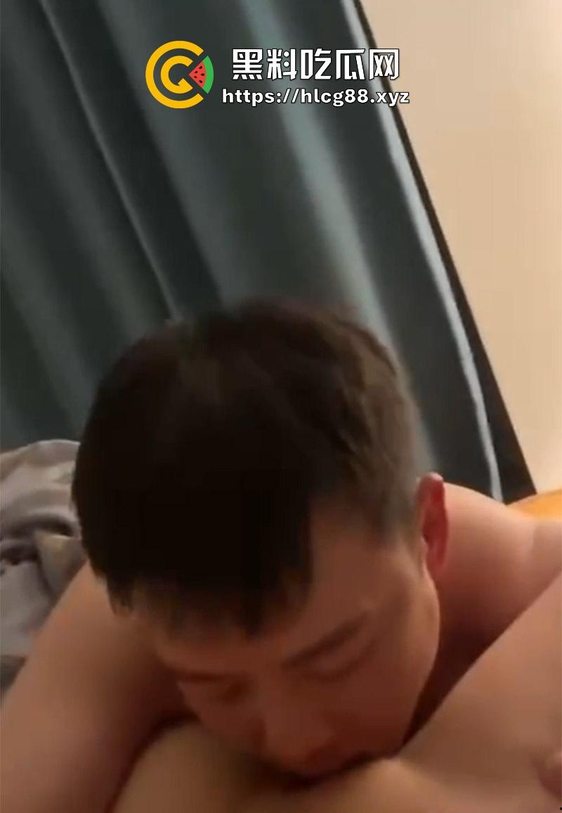 女子曝光江西渣男友【官亦奇】和刚生完孩子的人妻【张芷馨】偷情聊天记录骚的一批,毫无廉耻之心!-28