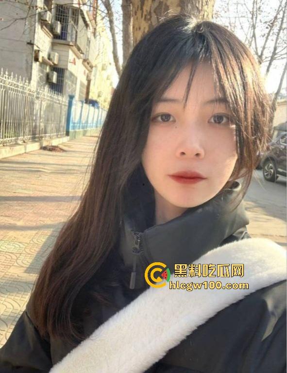 合肥网恋聊到的大学妹【余嘉宁】刚失恋就被拿下，性冷淡到床上闭眼不叫不闹，连分手都显得清淡无味！-3