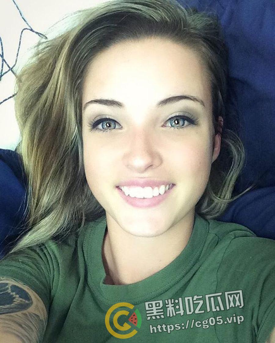 美国海军陆战队大洋妞反差婊 经受过部队专业训练的肉便器 我猜你的枪里没有子弹 因为已经被我榨干啦-5