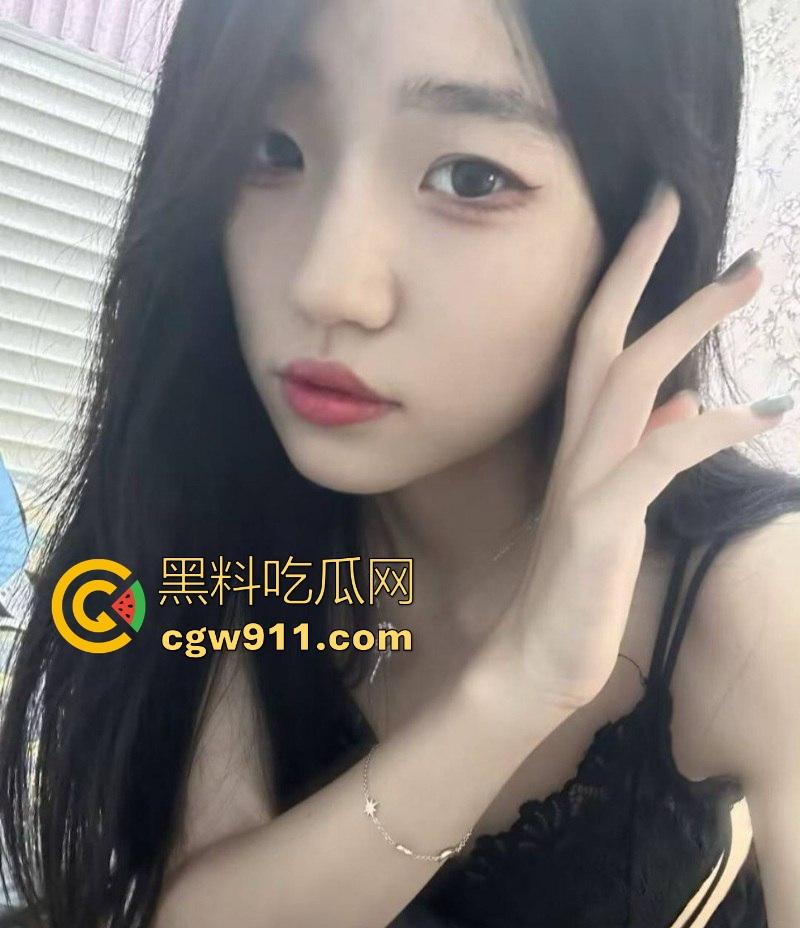 抖音擦边网红【吴希诺】与榜一金主约炮，口交深喉手指扣穴，抬腿猛操跳蛋震阴蒂，十分反差！-3