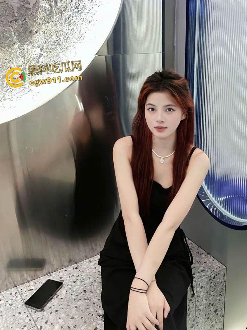 山西大同小学妹【林雯慧】,欲求不满酒店激情做爱,一进门扑倒男友樱桃小嘴直吞鸡巴,口爆吞精还想来第二次!-3