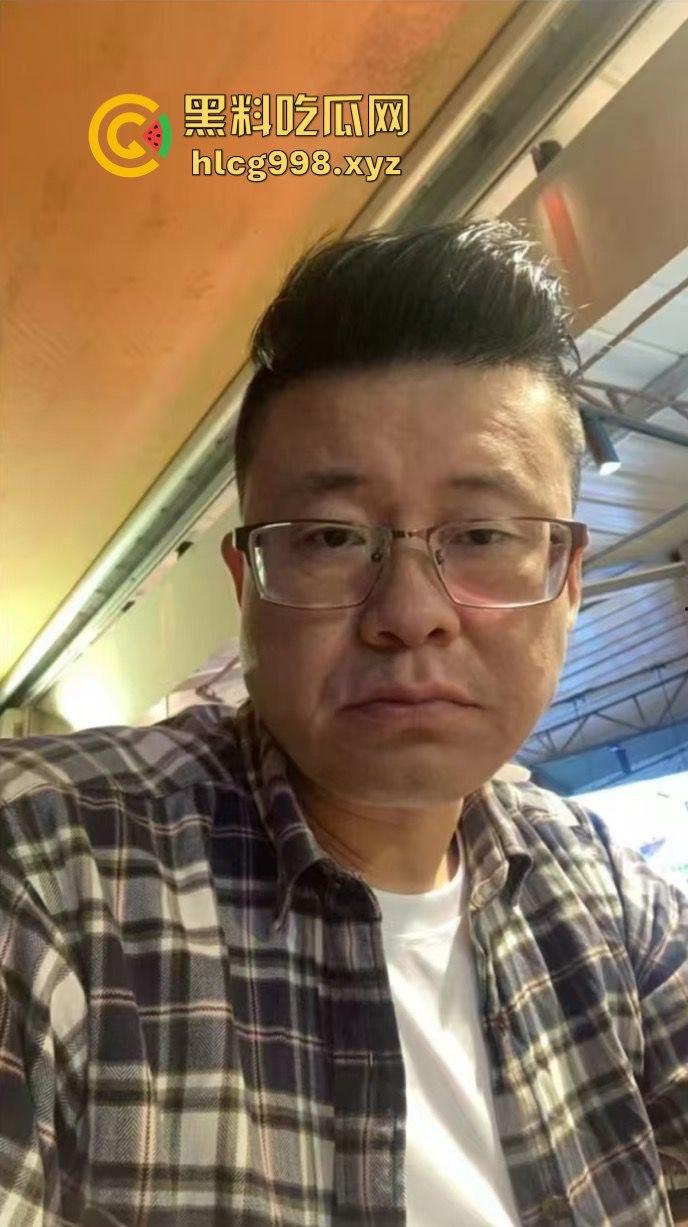 全身顶配的约炮大神！每月日逼KPI冲刺到爆，百人斩小意思，拜师费都准备好了收徒吗？-5