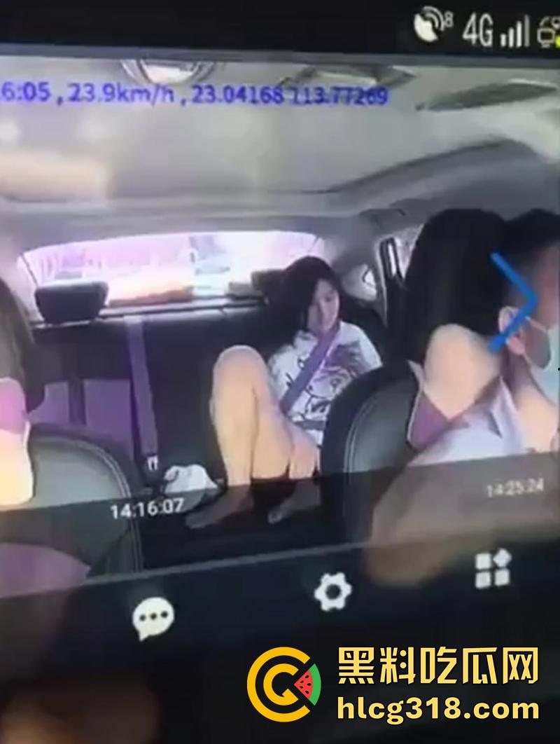 长腿学生妹网约车自慰，被监控偷拍全程偷拍，在车上看片玩穴，勾引司机免车费，这么饥渴么？-1